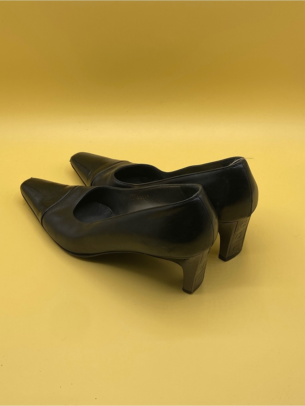 Salvatore Ferragamo Black Leather Pointed Cap-Toe Pumps - Picture 3 of 4